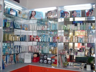 2018年上班族打工创业两不误 化妆品代理小本创业指南